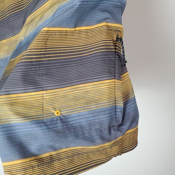 Columbia Board Shorts mens 38 Gray Yellow stripes Pockets Unlined Outdoor Beach - Picture 15 of 16